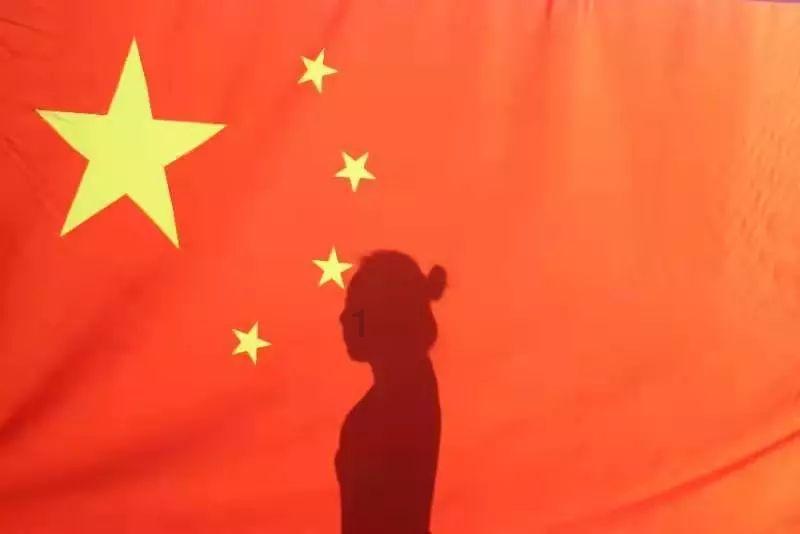 大逆转裁判:编年史 法庭上的时光机,与成步堂龙之介的历史之旅